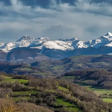 Daire 75 m² de plaisir face aux Pyrénées.