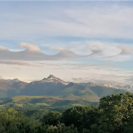 Daire 75 m² de plaisir face aux Pyrénées.